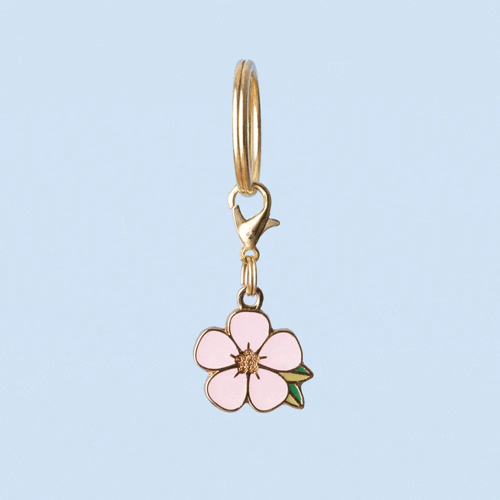 Maple Leaf Collar Charm